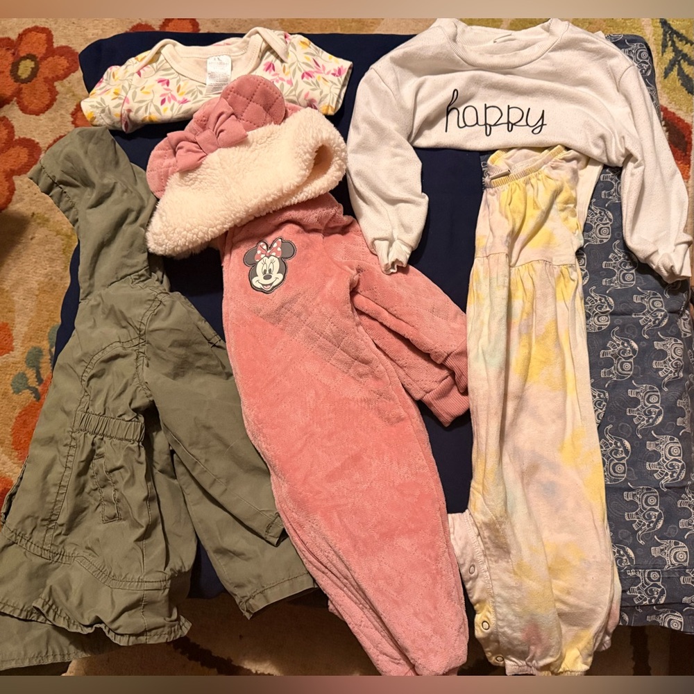 Lot of baby girl clothes size 6-12 month and 6-9 month inc Minnie Mouse Snowsuit
